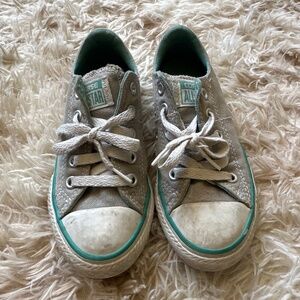 Converse All Star Shoes Size 11 C Youth